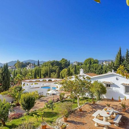 Private Heated Pool, Jacuzzi & 1225M2 Garden In Villa Cipreses Фрихилиана Экстерьер фото