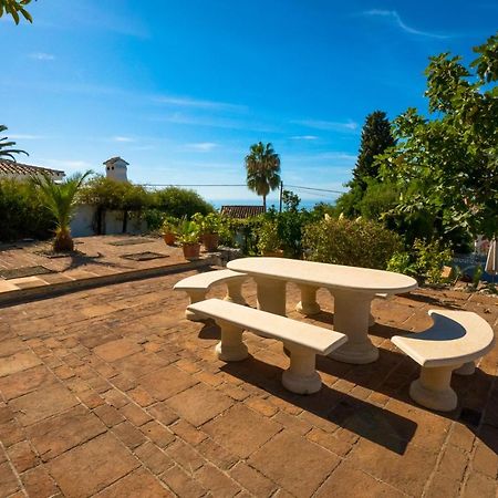 Private Heated Pool, Jacuzzi & 1225M2 Garden In Villa Cipreses Фрихилиана Экстерьер фото