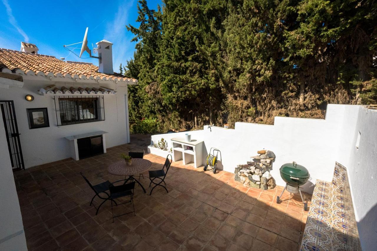 Private Heated Pool, Jacuzzi & 1225M2 Garden In Villa Cipreses Фрихилиана Экстерьер фото