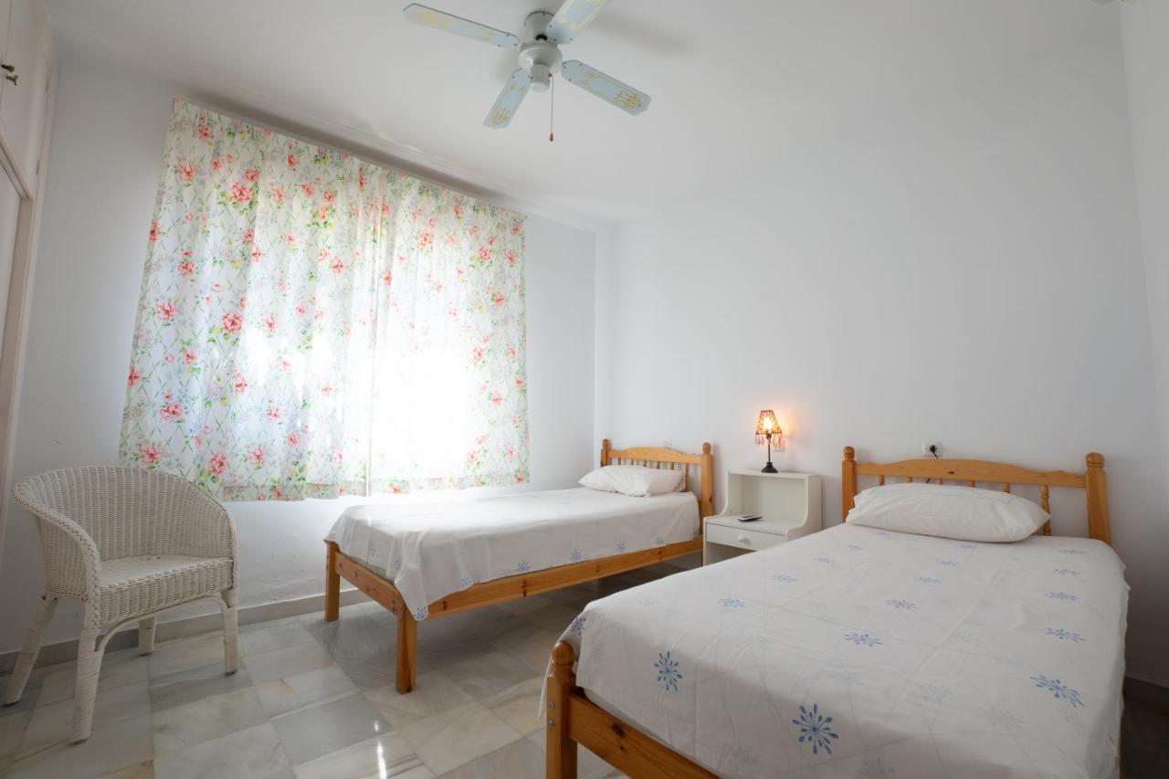Private Heated Pool, Jacuzzi & 1225M2 Garden In Villa Cipreses Фрихилиана Экстерьер фото