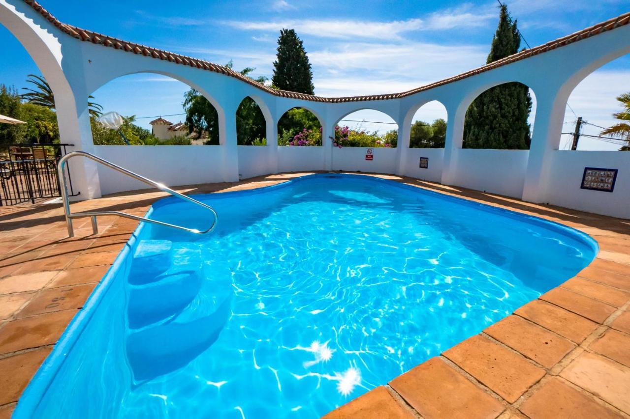 Private Heated Pool, Jacuzzi & 1225M2 Garden In Villa Cipreses Фрихилиана Экстерьер фото