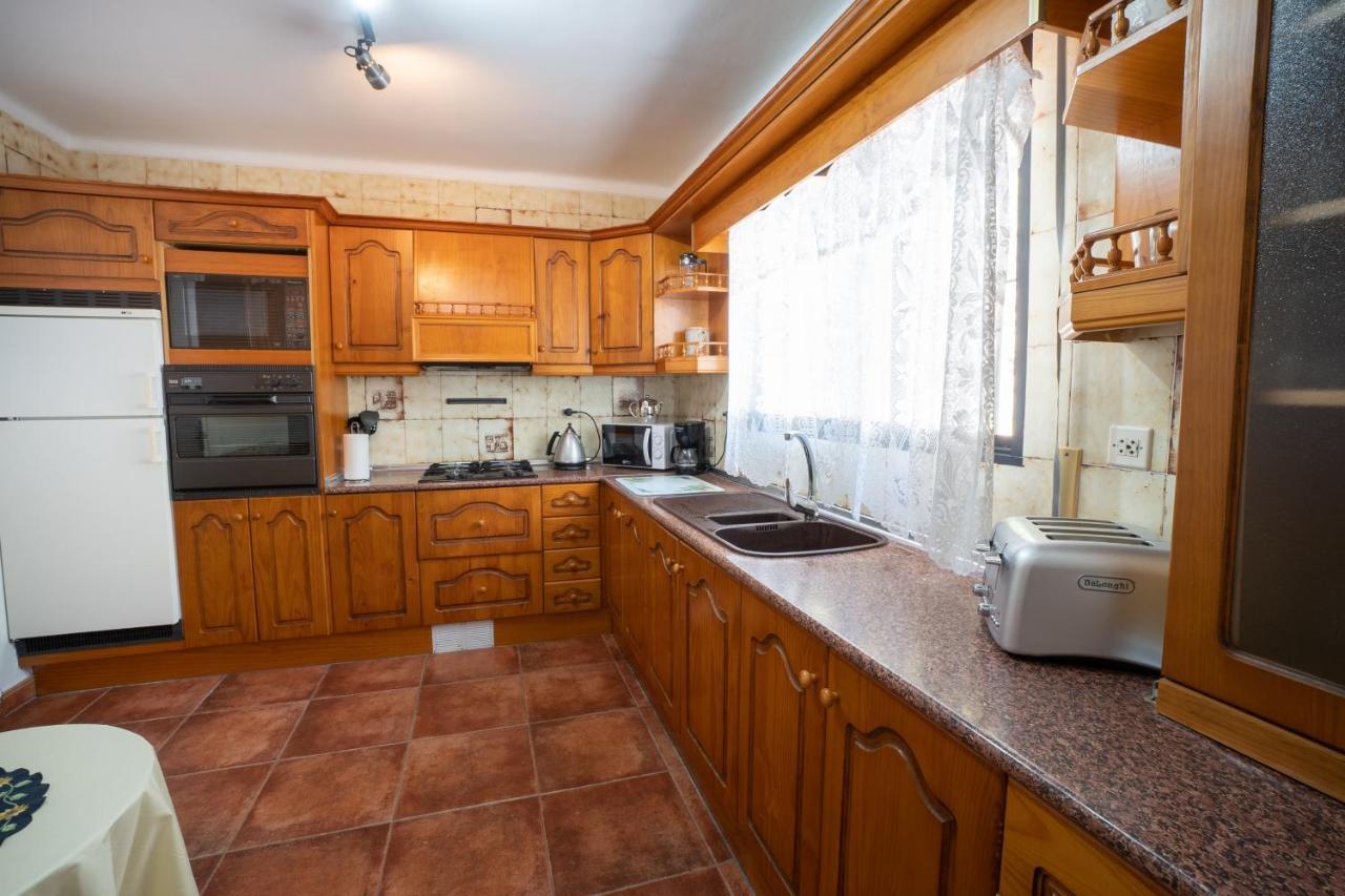 Private Heated Pool, Jacuzzi & 1225M2 Garden In Villa Cipreses Фрихилиана Экстерьер фото