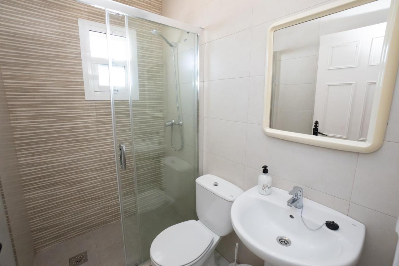 Private Heated Pool, Jacuzzi & 1225M2 Garden In Villa Cipreses Фрихилиана Экстерьер фото